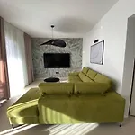 Luxury With Jacuzzi Apartamento