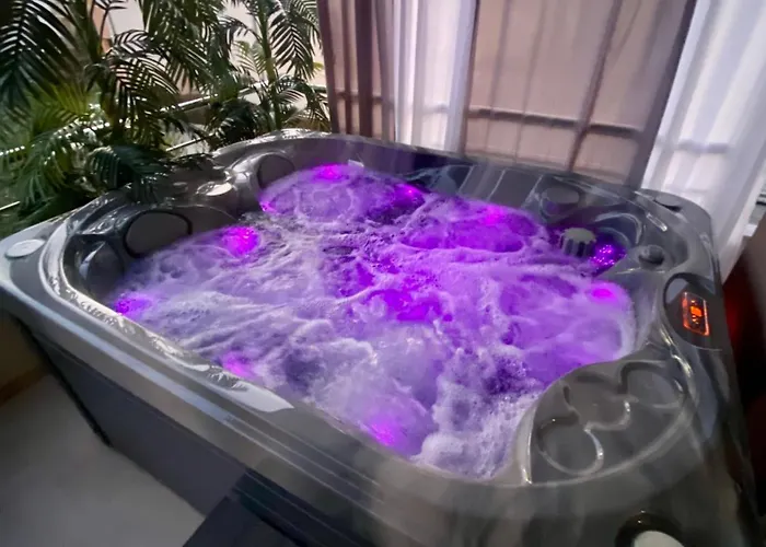 Luxury With Jacuzzi アパート