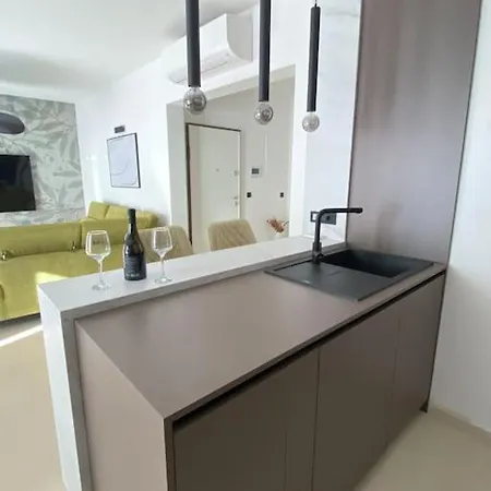 Apartment Luxury With Jacuzzi *