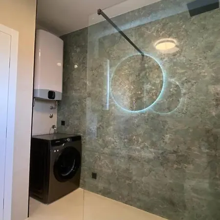 Luxury With Jacuzzi
