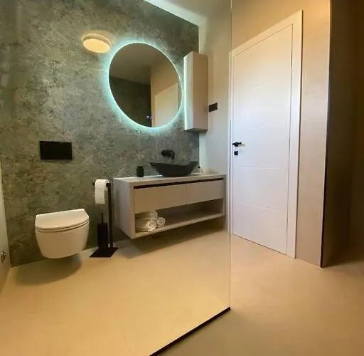 Luxury With Jacuzzi Apartamento
